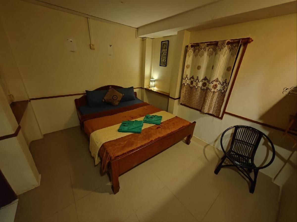 Soben Cafe Guesthouse & Restaurant Siem Reap Exterior foto